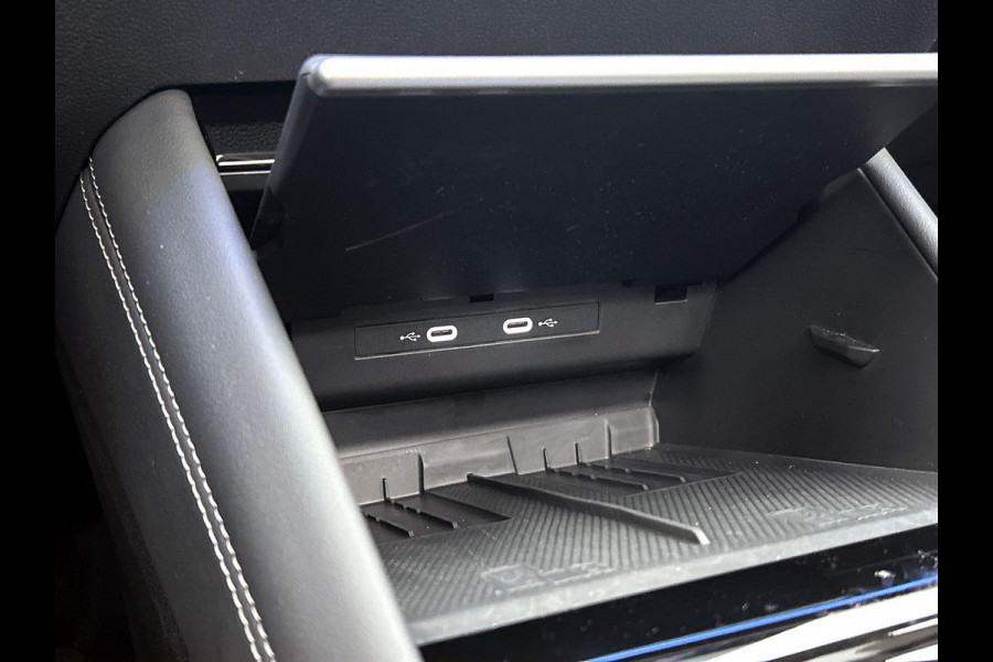 Volkswagen Tiguan 1.5 eTSI PHEV Life Edition PANO | IQ-LIGHT | TREKHAAK | 360-CAMERA | SFEERVERLICHTING | AD-CRUISE