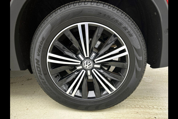 Volkswagen Tiguan 1.5 eTSI PHEV Life Edition PANO | IQ-LIGHT | TREKHAAK | 360-CAMERA | SFEERVERLICHTING | AD-CRUISE