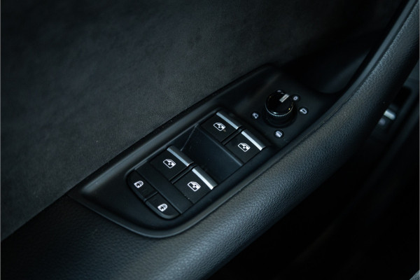 Audi Q8 55 TFSI e quattro Pro Line Advanced - S Line | Panorama | Luchtvering | 360 Camera | Trekhaak