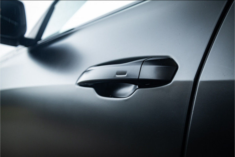 Audi Q8 55 TFSI e quattro Pro Line Advanced - S Line | Panorama | Luchtvering | 360 Camera | Trekhaak