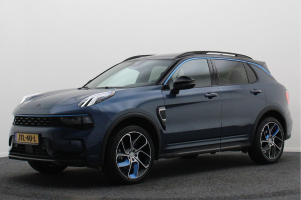 Lynk & Co 01 1.5 Two-Tone, 360° Camera, Panoramadak, Zwarte hemel, ACC, Keyless, PDC, LED, 20''