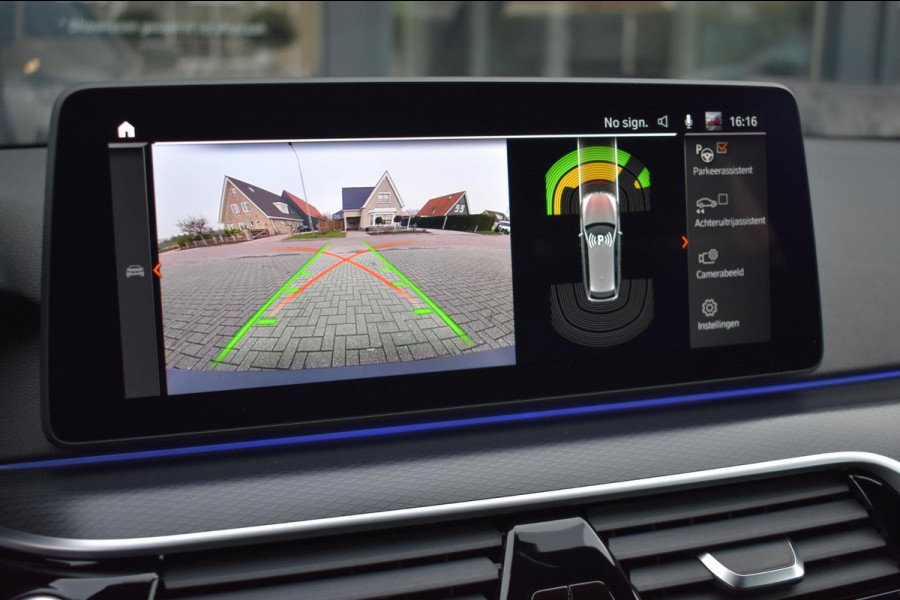 BMW 5 Serie Touring 520i M-Sport | LASERLIGHT | NAP | DEALER ONDERHOUDEN | APPLE CARPLAY | ANDRIOD AUTO | SFEERVERLICHTING