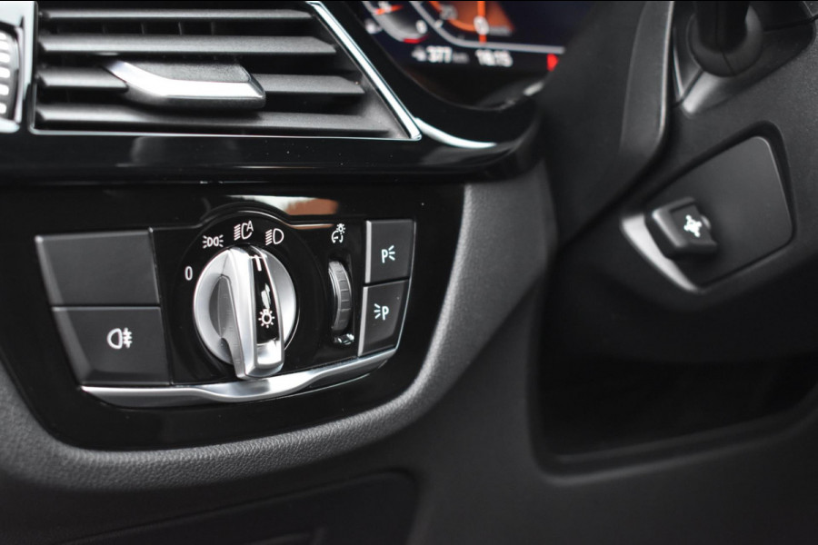 BMW 5 Serie Touring 520i M-Sport | LASERLIGHT | NAP | DEALER ONDERHOUDEN | APPLE CARPLAY | ANDRIOD AUTO | SFEERVERLICHTING