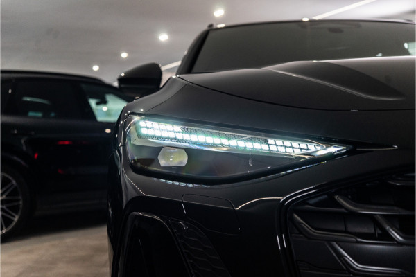 Audi A6 Avant C9 e-hybrid 270KW Quattro S Edition Competition 367PK | Tech Pro | B&O | Lucht | Trekhaak | Werkelijk VOL OPTIE! 5 jaar Fa
