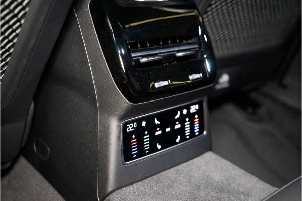 Audi A6 Avant C9 e-hybrid 270KW Quattro S Edition Competition 367PK | Tech Pro | B&O | Lucht | Trekhaak | Werkelijk VOL OPTIE! 5 jaar Fa