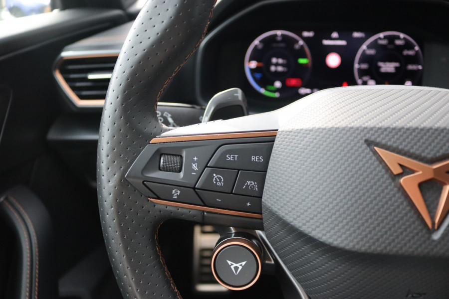 CUPRA Formentor 1.4 e-Hybrid 245PK PHEV VZ Performance Navigatie/Carplay-android/Memory-stoel/Winter-pack/Camera