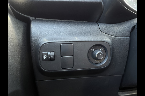 Citroën C3 1.2 PureTech Shine | parkeersensoren | stoelverwarming