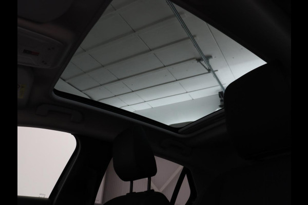 Opel CORSA-E Elegance 50 kWh | Panoramadak | Full LED | Carplay | Climate control | Cruise control