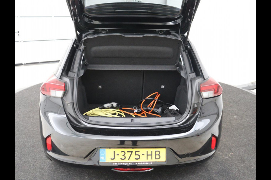 Opel CORSA-E Elegance 50 kWh | Panoramadak | Full LED | Carplay | Climate control | Cruise control