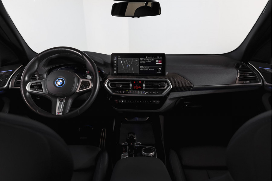 BMW X3 xDrive30e High Executive M Sport (facelift) | Lazer | Adapt. Cruise | Elek. Trekhaak | Stoel-+Stuurverw, | 360 Camera | NAV + App. Connect | Elek. Klep | LM 20" |