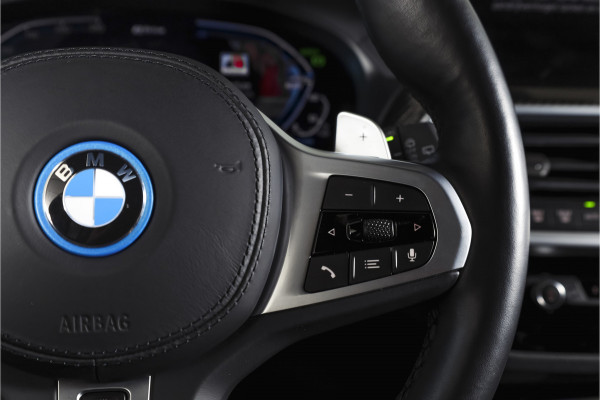 BMW X3 xDrive30e High Executive M Sport (facelift) | Lazer | Adapt. Cruise | Elek. Trekhaak | Stoel-+Stuurverw, | 360 Camera | NAV + App. Connect | Elek. Klep | LM 20" |