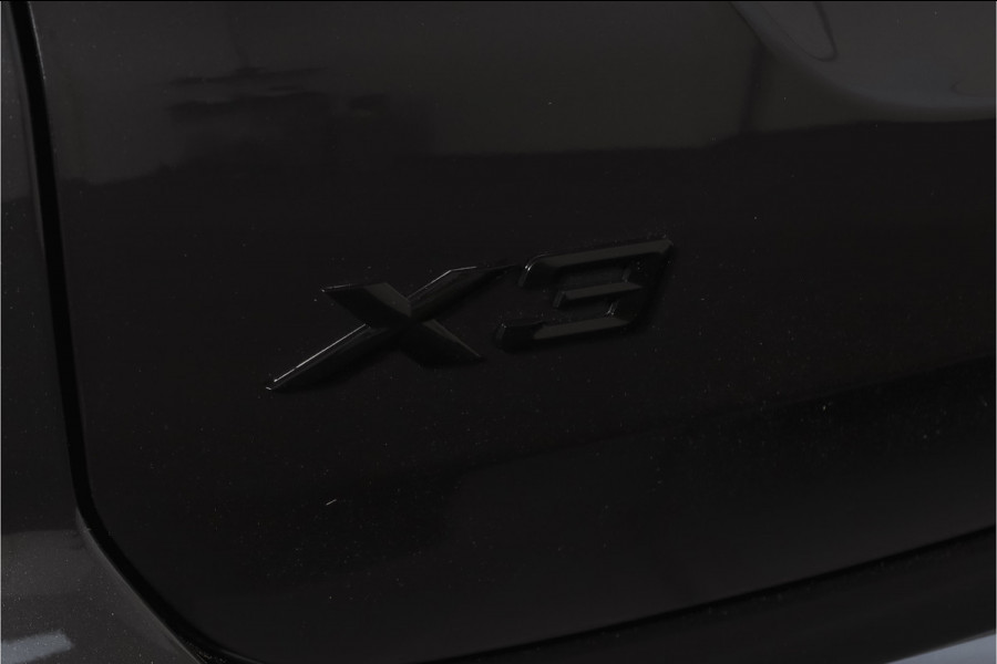 BMW X3 xDrive30e High Executive M Sport (facelift) | Lazer | Adapt. Cruise | Elek. Trekhaak | Stoel-+Stuurverw, | 360 Camera | NAV + App. Connect | Elek. Klep | LM 20" |