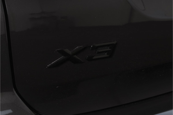 BMW X3 xDrive30e High Executive M Sport (facelift) | Lazer | Adapt. Cruise | Elek. Trekhaak | Stoel-+Stuurverw, | 360 Camera | NAV + App. Connect | Elek. Klep | LM 20" |