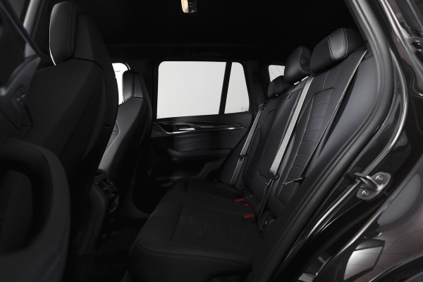 BMW X3 xDrive30e High Executive M Sport (facelift) | Lazer | Adapt. Cruise | Elek. Trekhaak | Stoel-+Stuurverw, | 360 Camera | NAV + App. Connect | Elek. Klep | LM 20" |