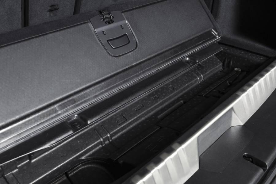 BMW X3 xDrive30e High Executive M Sport (facelift) | Lazer | Adapt. Cruise | Elek. Trekhaak | Stoel-+Stuurverw, | 360 Camera | NAV + App. Connect | Elek. Klep | LM 20" |