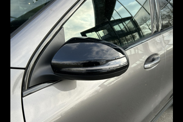 Mercedes-Benz GLA 180 AMG// Camera // Elek. Achterklep // Sfeerverlichting // Night pakket // 19" AMG Velgen // LED