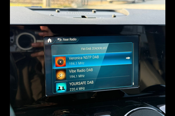 Mercedes-Benz B-Klasse 200d / AUTOMAAT / CAMERA / APK / NAP