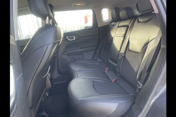 Jeep Compass 1.5T e-Hybrid Night Eagle | Camera | Licht/Regen Sensor | Stuur/Stoel verwarming