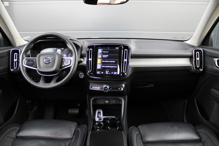 Volvo XC40 1.5 T5 Recharge Inscription | NAP! | ACC | STOEL+STUURVERWARMING | CAMERA | KEYLESS | CARPLAY |