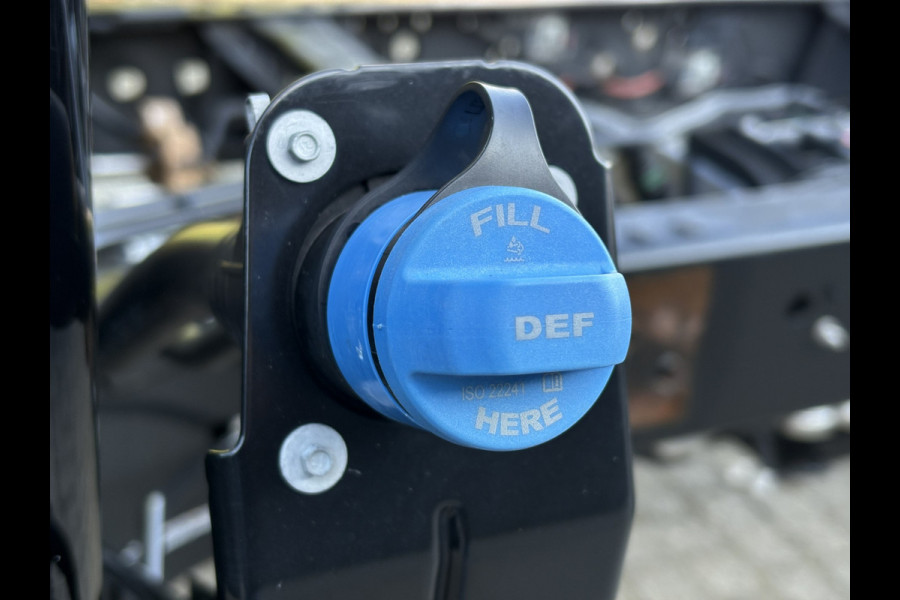 Ford USA F-350 6.7L Turbo V8 Power Stroke Chassis DRW