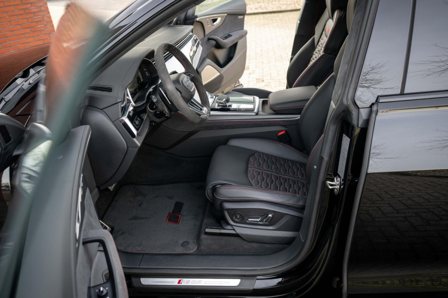 Audi RSQ8 4.0 TFSI Performance 640pk Carbon Nightv. 305 km/h