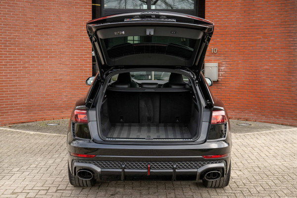 Audi RSQ8 4.0 TFSI Performance 640pk Carbon Nightv. 305 km/h