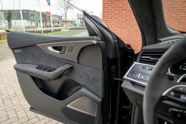 Audi RSQ8 4.0 TFSI Performance 640pk Carbon Nightv. 305 km/h