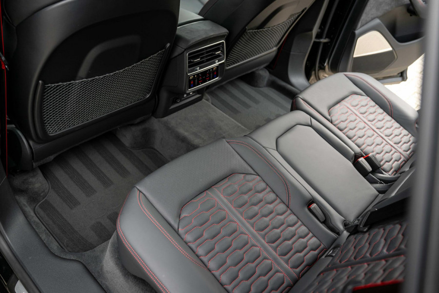 Audi RSQ8 4.0 TFSI Performance 640pk Carbon Nightv. 305 km/h