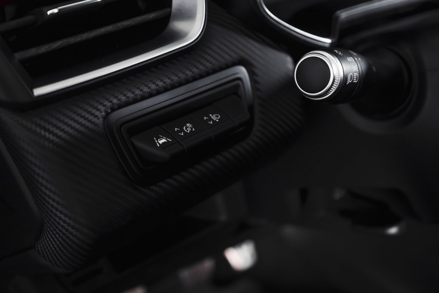 Renault Clio 1.0 TCe 100 PK R.S. Line Orig. NL | Cruise | PDC | 360 Camera | NAV+App. Connect | LED | ECC | LM 17" |