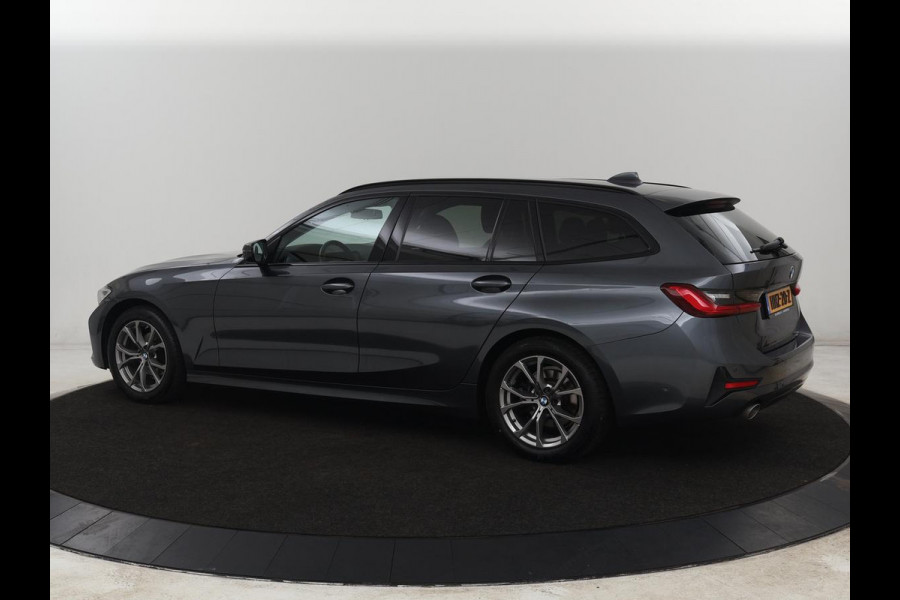 BMW 3-serie 318d Sport Line | Stoelverwarming | Sportstoelen | Carplay | Live Cockpit | Half leder | Navigatie | Full LED | Parkeerhulp | Cruise control