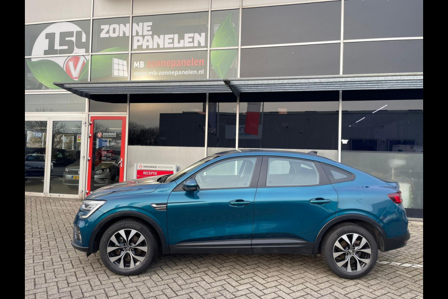 Renault Arkana 1.6 E-Tech Hybrid 145 Zen / camera