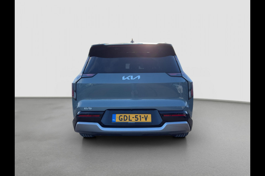 Kia EV9 Plus 99.8 kWh Navigatie | 360-camera | Apple Carplay / Android Auto | Heads-up | Meridian Soundsystem | Stoelverkoeling & Verwarming |