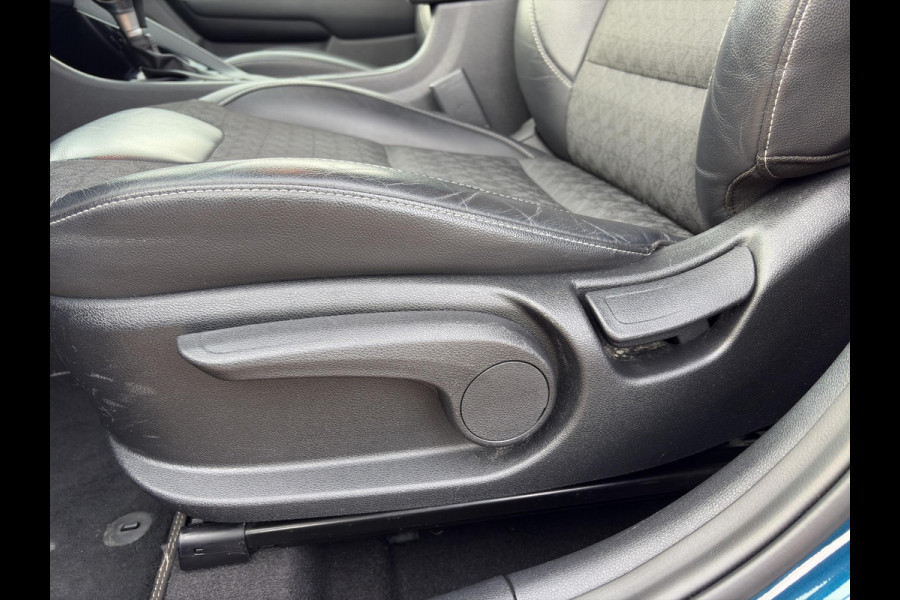 Kia Niro 1.6 GDi Hybrid DynamicPlusLine Automaat | Camera | Stoel & Stuurverwarming | Cruise | Sensoren | Apple Carplay & Android Auto | Navi |