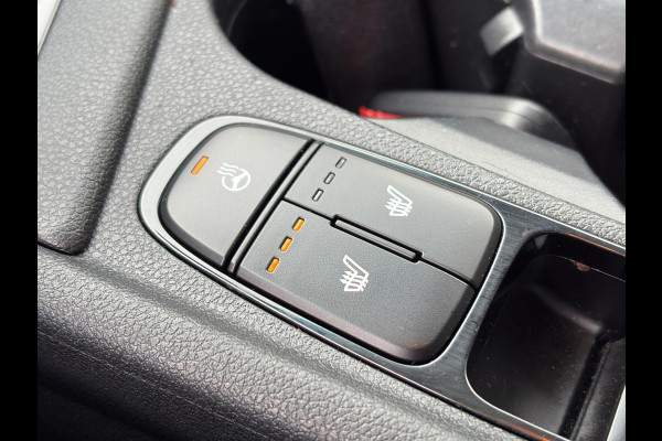 Kia Niro 1.6 GDi Hybrid DynamicPlusLine Automaat | Camera | Stoel & Stuurverwarming | Cruise | Sensoren | Apple Carplay & Android Auto | Navi |