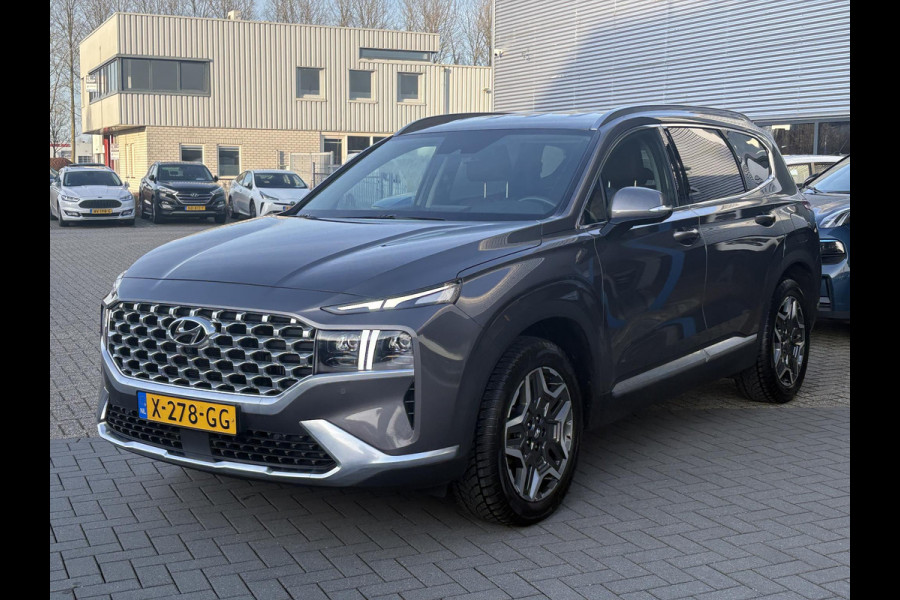 Hyundai Santa Fe 1.6 T-GDI PHEV Premium 7p. | Trekhaak | Leder | 360 Camera | Stoel- Ventilatie & Verwarming |