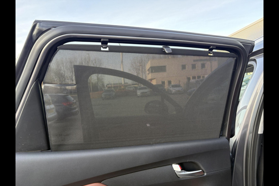 Hyundai Santa Fe 1.6 T-GDI PHEV Premium 7p. | Trekhaak | Leder | 360 Camera | Stoel- Ventilatie & Verwarming |