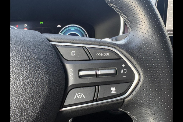Hyundai Santa Fe 1.6 T-GDI PHEV Premium 7p. | Trekhaak | Leder | 360 Camera | Stoel- Ventilatie & Verwarming |