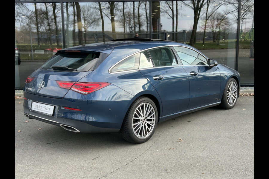 Mercedes-Benz CLA-Klasse 180 Shooting Brake Luxury // Panoramadak // Distronic // Memory // MultiBeam LED // Camera // Sfeerverlichting // Keyless