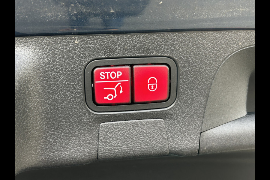 Mercedes-Benz CLA-Klasse 180 Shooting Brake Luxury // Panoramadak // Distronic // Memory // MultiBeam LED // Camera // Sfeerverlichting // Keyless