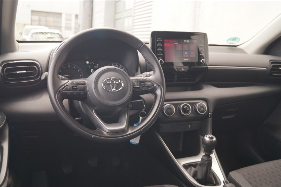 Toyota Yaris 1.5 VVT-i 125pk Active -AIRCO-CRUISE-CAM-