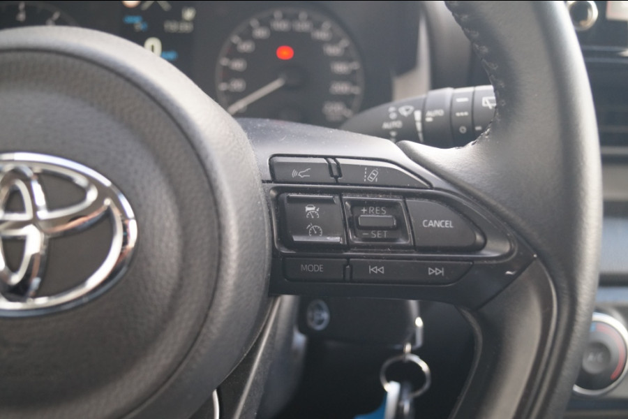 Toyota Yaris 1.5 VVT-i 125pk Active -AIRCO-CRUISE-CAM-