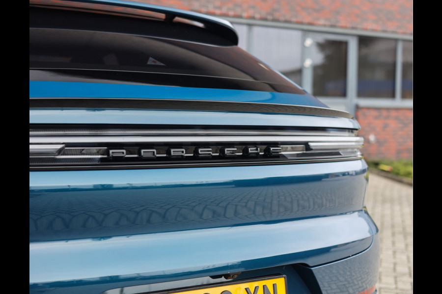 Porsche Cayenne Coupé 3.0 E-Hybrid | Pano - Trekhaak - Sport Chrono
