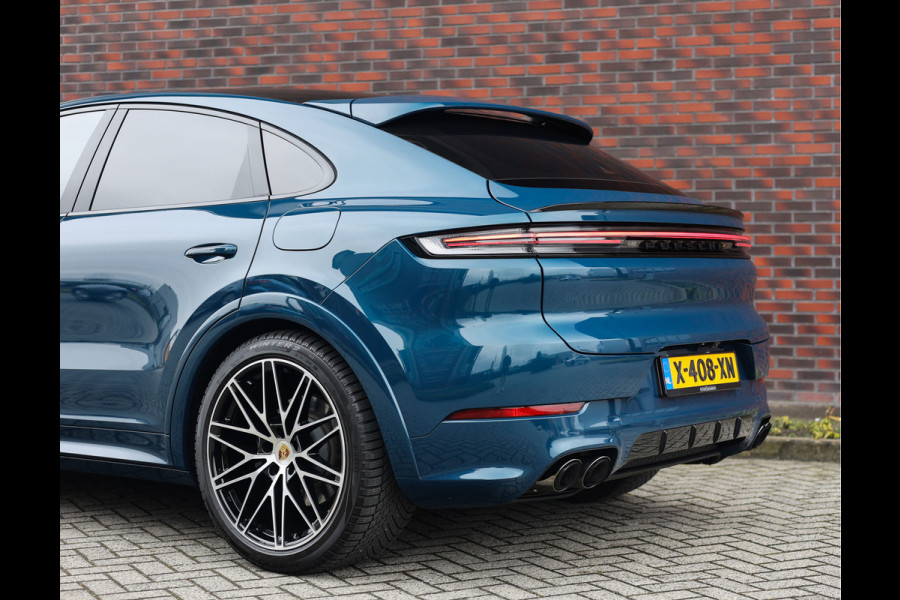 Porsche Cayenne Coupé 3.0 E-Hybrid | Pano - Trekhaak - Sport Chrono
