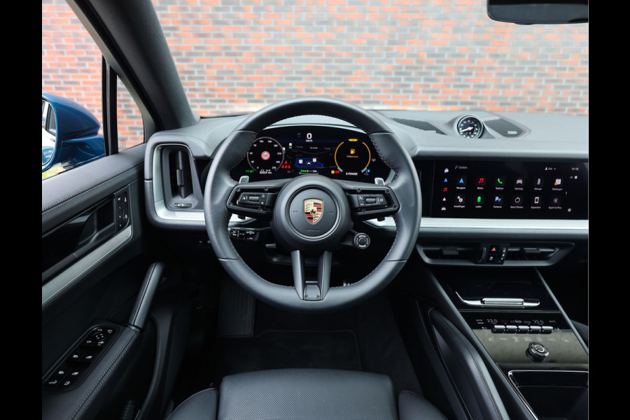 Porsche Cayenne Coupé 3.0 E-Hybrid | Pano - Trekhaak - Sport Chrono