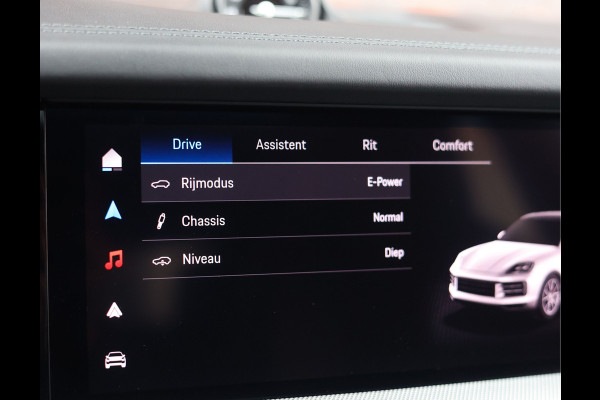 Porsche Cayenne Coupé 3.0 E-Hybrid | Pano - Trekhaak - Sport Chrono