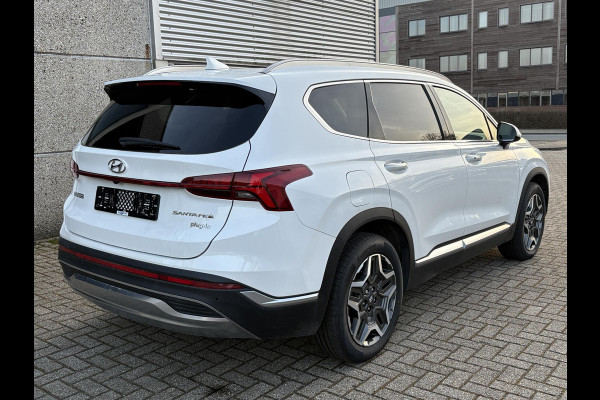 Hyundai Santa Fe 1.6 T-GDI PHEV Premium Sky 7p. | Afneembare trekhaak | Panoramadak | Stoelverwarming | Adaptive cruise control | Camera | KRELL