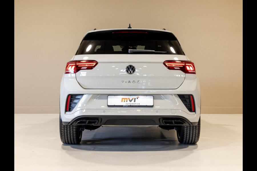 Volkswagen T-Roc 1.5 TSI R-Line Blackstyle / 150pk / Stoel en stuur verwarming / Achteruitrij camera / Keyless /
