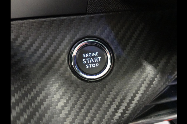 Peugeot 2008 1.2 PureTech 130pk Automaat Allure | Navigatie | Apple Carplay/Android Auto | 360 camera | Parkeersensoren | Blind Spot Assist | Adaptive Cruise Control | Stoelverwarming | Getinte ramen | Climate Control