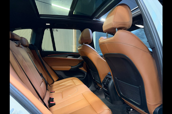 BMW X3 XDrive30e High Executive M-SPORT|PANO|HuD|LASER|CARPLAY|TREKHAAK|SFEERVERLICHTING|STUURVERWARMING|PLUG IN HYBRIDE|292PK