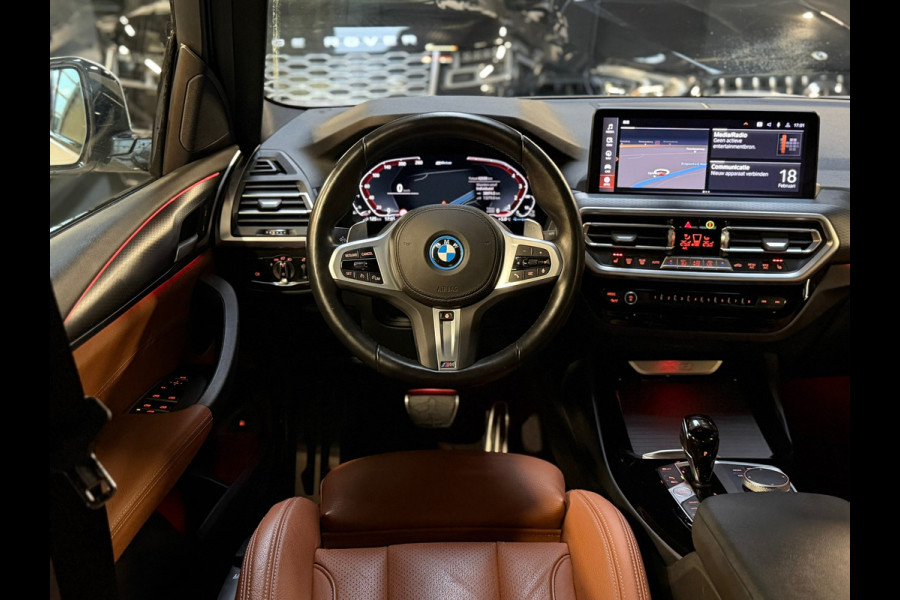 BMW X3 XDrive30e High Executive M-SPORT|PANO|HuD|LASER|CARPLAY|TREKHAAK|SFEERVERLICHTING|STUURVERWARMING|PLUG IN HYBRIDE|292PK